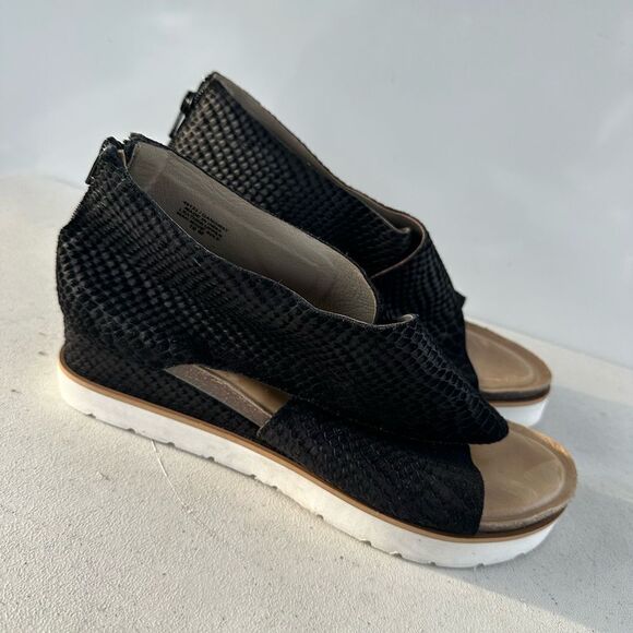 Diba true GangWay Women’s Sandal Black Snake Leather Size 10M Wedge Zip Back - Picture 2 of 8